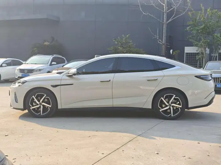 BYD Seal 07DM 2026 Model DM-i 230KM Flagship Model