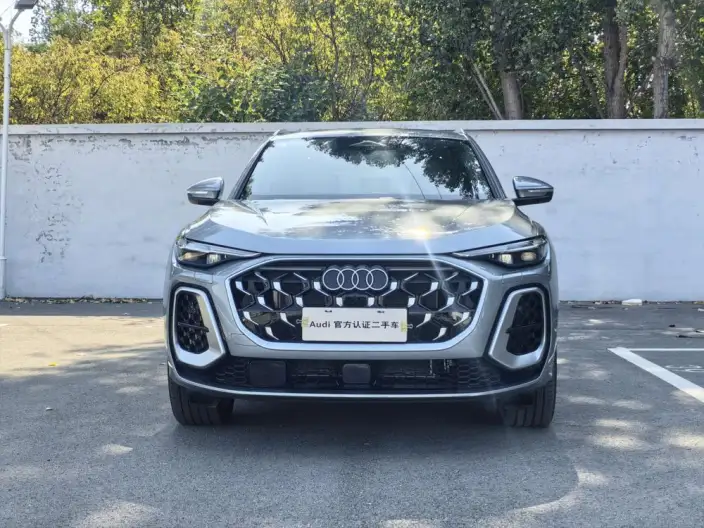 Audi Q5L 2026 Model 2.0T Smart Hybrid Luxury Model – фото 2