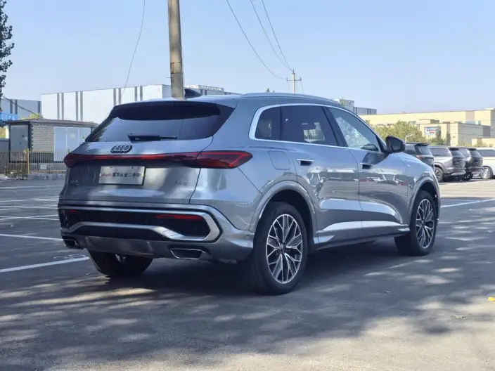 Audi Q5L 2026 Model 2.0T Smart Hybrid Luxury Model – фото 7