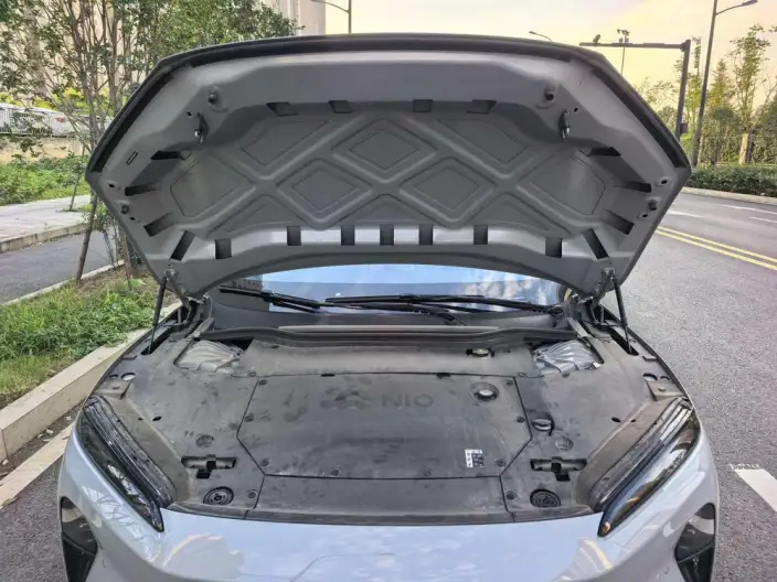 NIO ET5 2022 Model 75kWh – фото 8