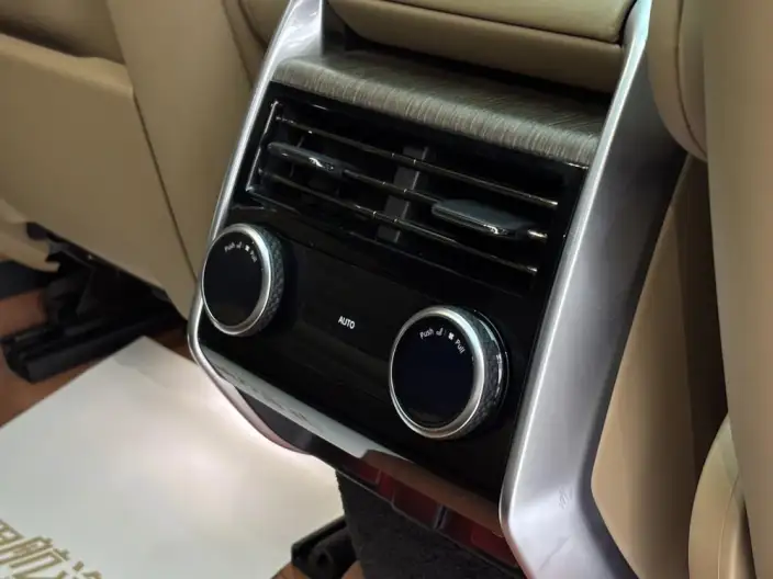 Range Rover 2024 Model 3.0 L6 400PS Shengshi Extended Edition 7 seat – фото 9