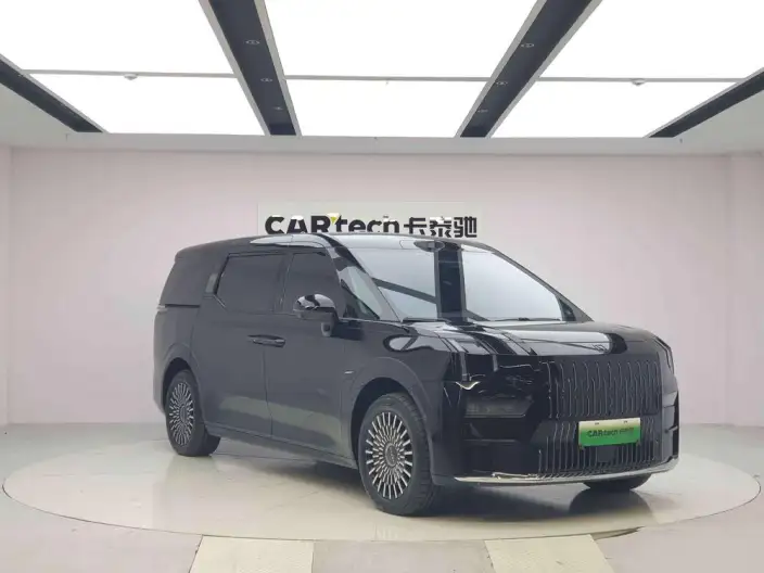 ZEEKR 009 2024 Model VI seat Executive Edition 4WD 108kWh