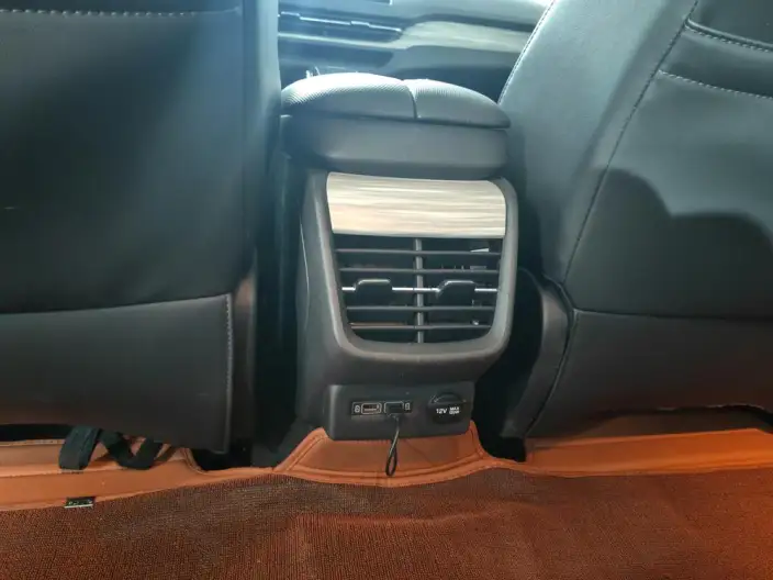 Hongqi E-QM5 2024 Model 610KM PLUS Edition 100kW – фото 8