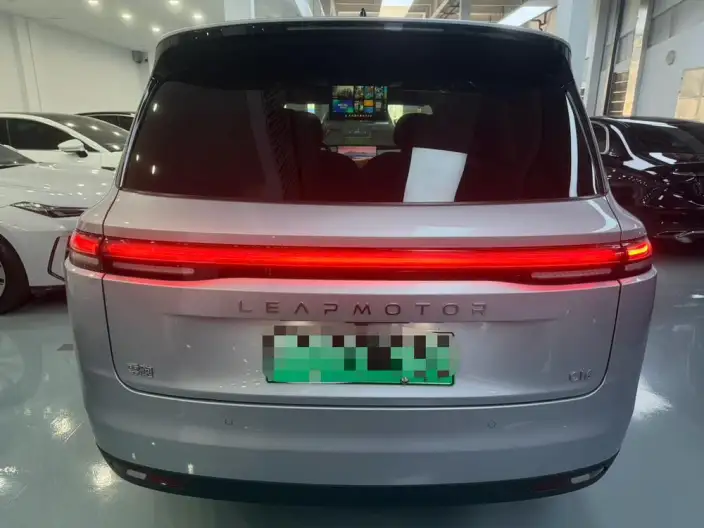 Leapmotor C16 2024 Model EV Edition 520 Exclusive Edition – фото 5