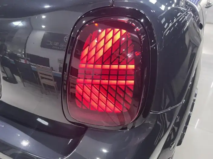MINI JCW 2025 Model JOHN COOPER WORKS CABRIO – фото 7