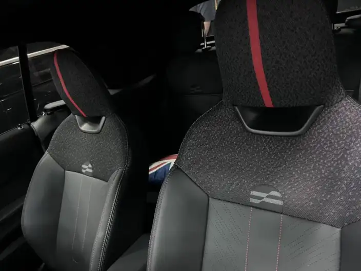 MINI JCW 2025 Model JOHN COOPER WORKS CABRIO – фото 9