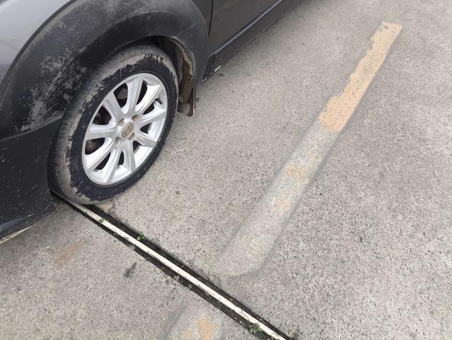 Dong f eng Aeolus H30 2014 модификация CROSS 1.5L автоматическое Zun Yi тип – фото 3