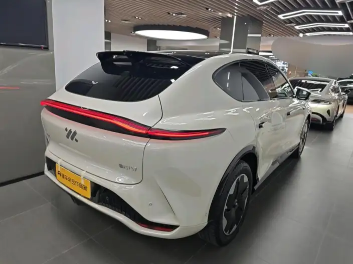 IM LS7 2023 Model Elite Rear Drive Edition