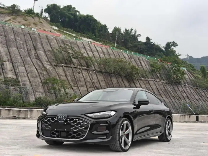 Audi A5 L Sportback 2026 Model 2.0TFSI 150kW Smart Edition Model – фото 1