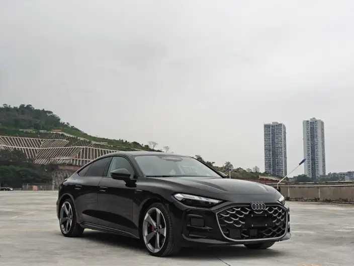 Audi A5 L Sportback 2026 Model 2.0TFSI 150kW Smart Edition Model – фото 3