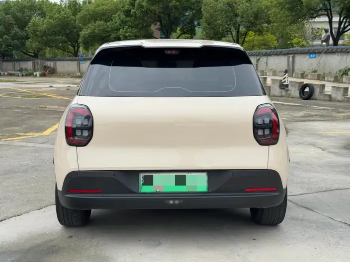 AION UT 2025 Model 330 Starlight Edition – фото 6