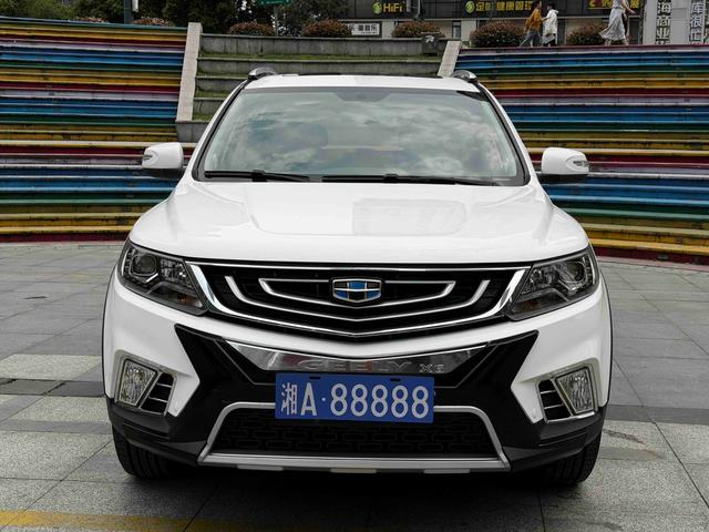 Geely Vision X6 Модель 2018 года 1.8L Manual 4G Connected Prestige – фото 2