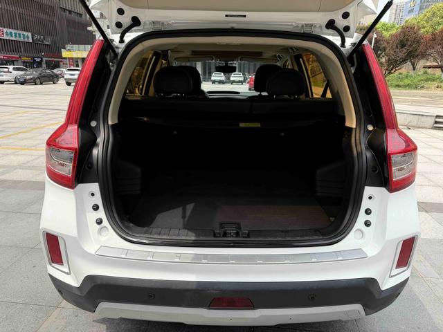 Geely Vision X6 Модель 2018 года 1.8L Manual 4G Connected Prestige – фото 12