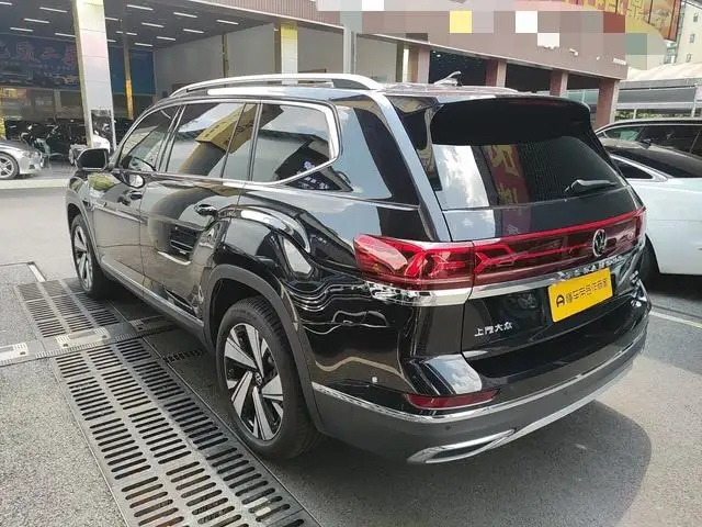 Volkswagen Teramont 2022 Model 530 V6 4WD Respect Deluxe Edition – фото 3