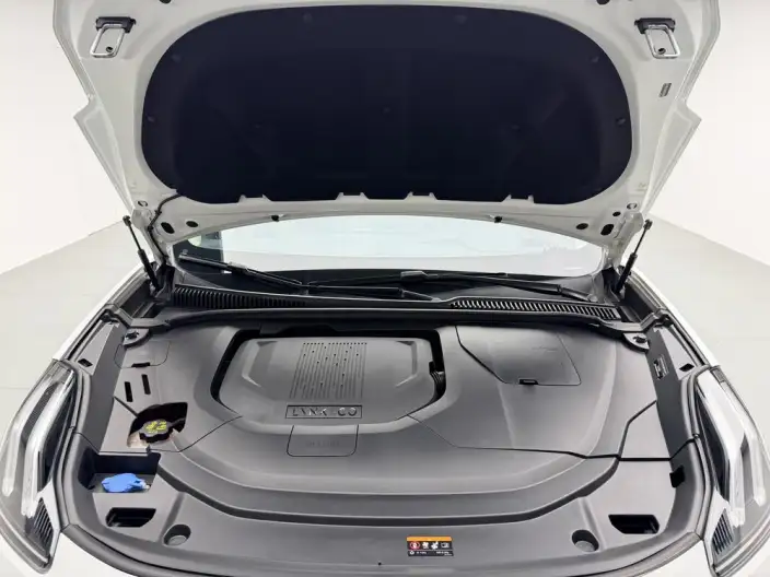 Lynk & Co 06 EM-P 2021 Model 84KM Battery Life Edition Pro – фото 10