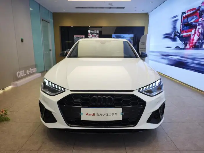 Audi A4 L 2023 Model 40 TFSI quattro Luxury Dynamic Model – фото 2