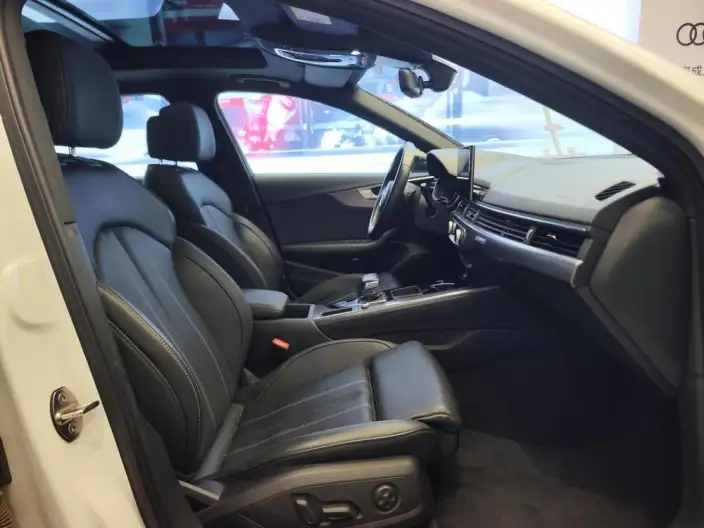 Audi A4 L 2023 Model 40 TFSI quattro Luxury Dynamic Model – фото 8