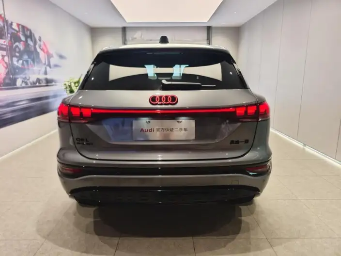 AUDI Q6L e-tron 2026 Model First Edition Pilot Edition