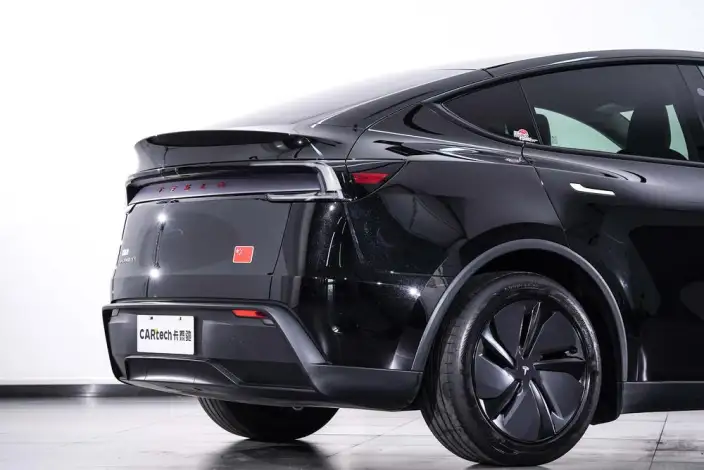 Model Y 2025 Model Rear-wheel drive version – фото 9