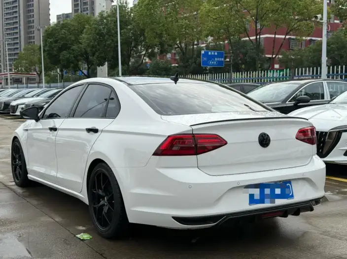 Volkswagen Lamando 2021 Model 280TSI DSG Comfort Edition – фото 4