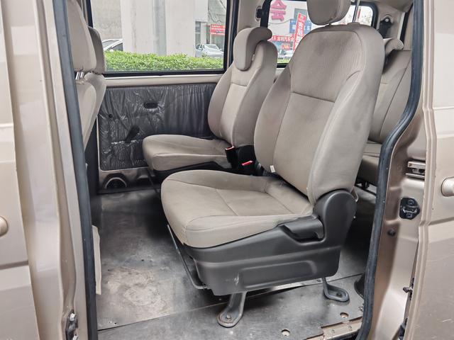 Wuling Rongguang V 2016 модификация 1.5L Standard type – фото 8