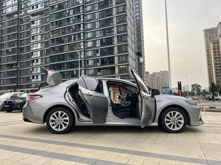 Toyota Camry 2023 Model 2.0GVP Leading version – фото 7