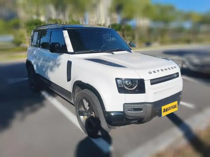 Land Rover Defender 2024 Model 110 3.0T P400 X-Dynamic HSE