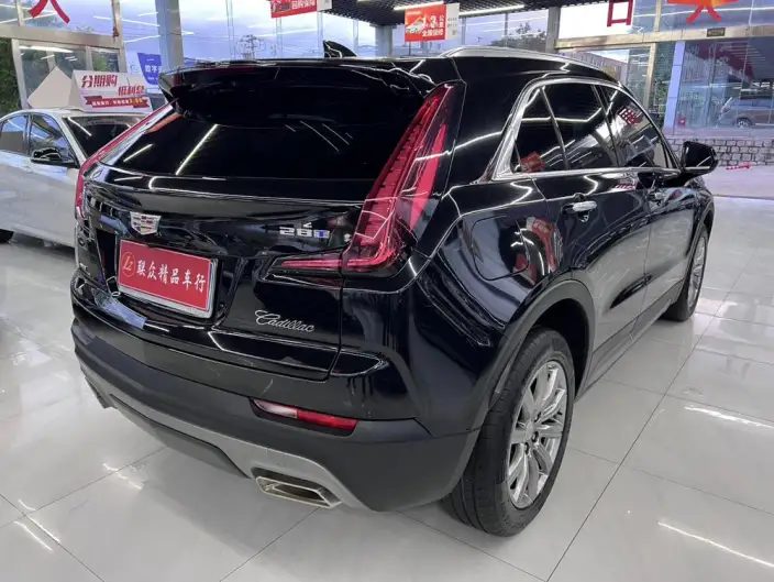 Cadillac XT4 2023 Model 28T 2WD Luxury Model – фото 6