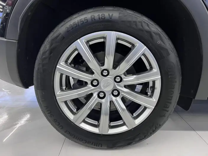 Cadillac XT4 2023 Model 28T 2WD Luxury Model – фото 7