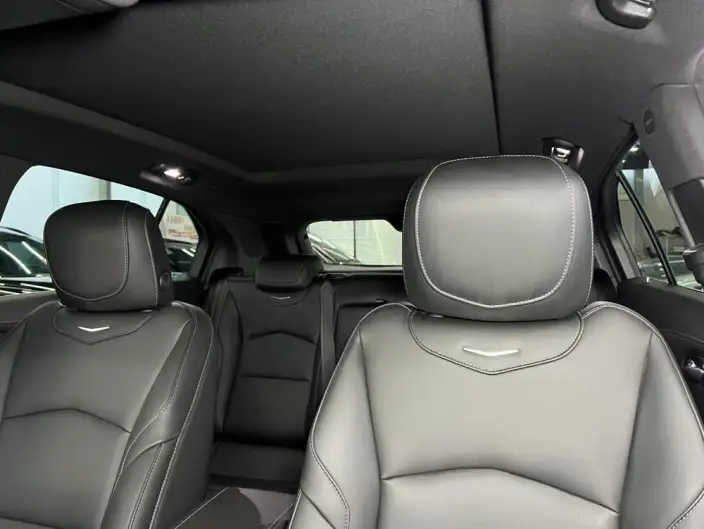 Cadillac XT4 2023 Model 28T 2WD Luxury Model – фото 8