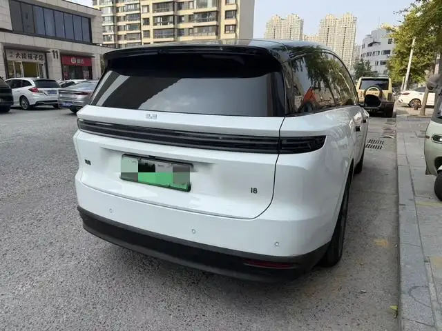 Li Auto i8 2025 Model Standard Edition – фото 6