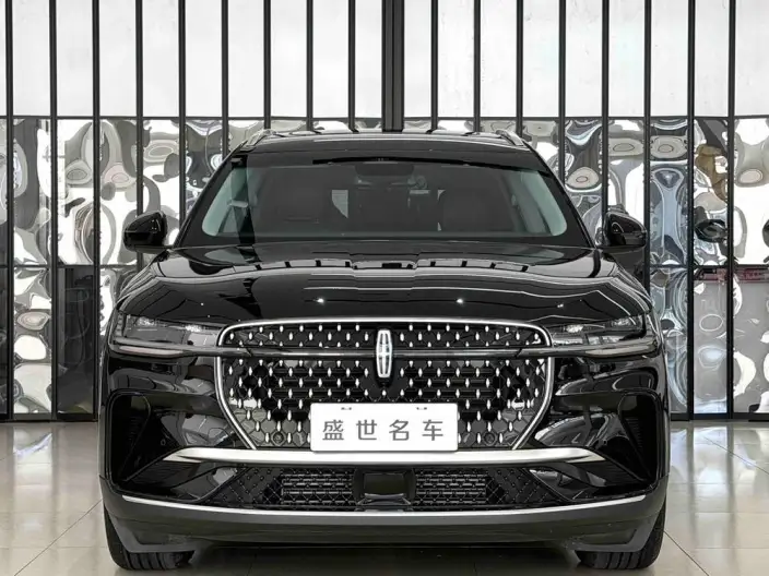 Nautilus 2025 Model Facelift 2.0T 4WD Exclusive Edition – фото 2