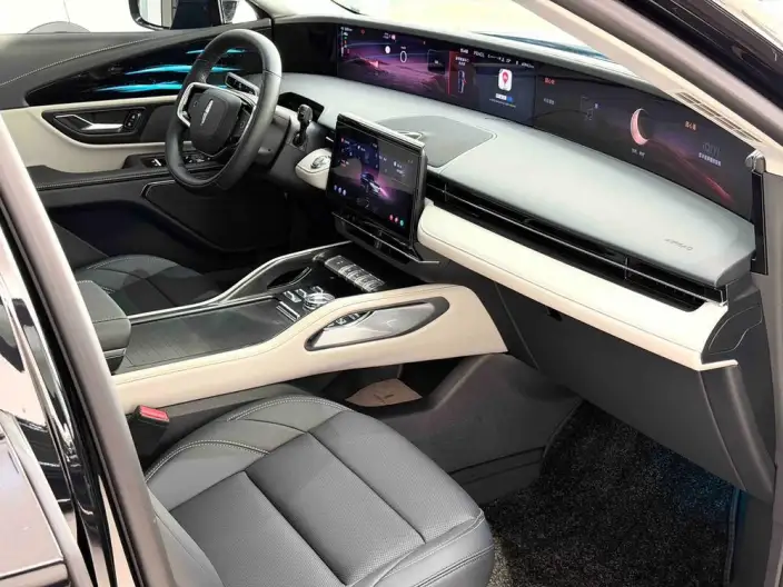 Nautilus 2025 Model Facelift 2.0T 4WD Exclusive Edition – фото 9