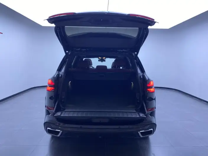 BMW X5 2023 Model xDrive40Li M Sports Night Set – фото 8