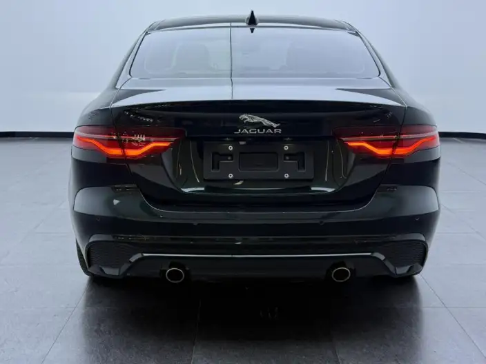 Jaguar XE L 2024 Model 2.0T 250PS R-DYNAMIC S Enterprising Sports Edition – фото 5