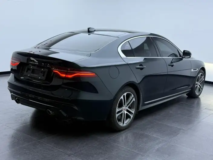 Jaguar XE L 2024 Model 2.0T 250PS R-DYNAMIC S Enterprising Sports Edition – фото 6