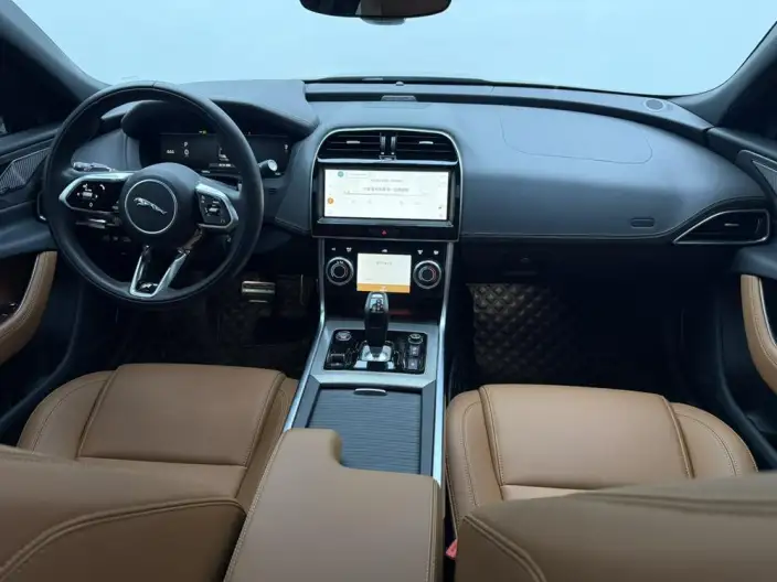 Jaguar XE L 2024 Model 2.0T 250PS R-DYNAMIC S Enterprising Sports Edition – фото 9