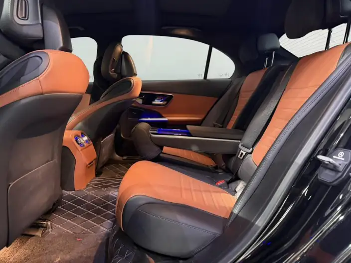 Mercedes-Benz C-Class 2024 Model C 260 L Sports Edition – фото 10