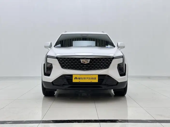 Cadillac XT4 2024 Model 28T 2WD Luxury Model