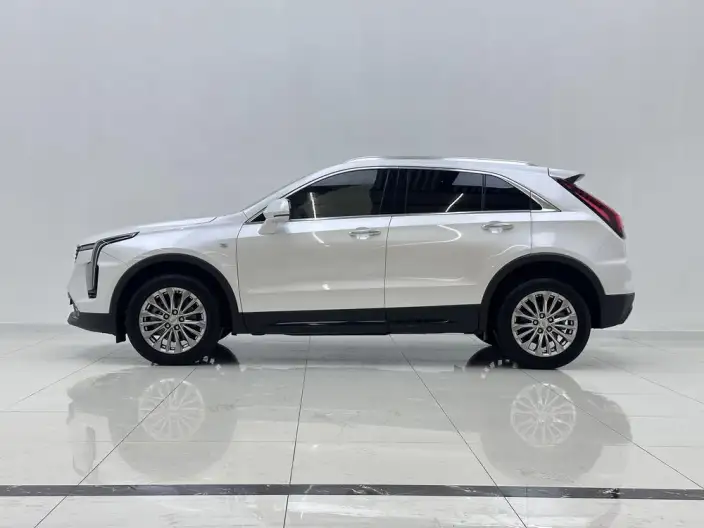 Cadillac XT4 2024 Model 28T 2WD Luxury Model