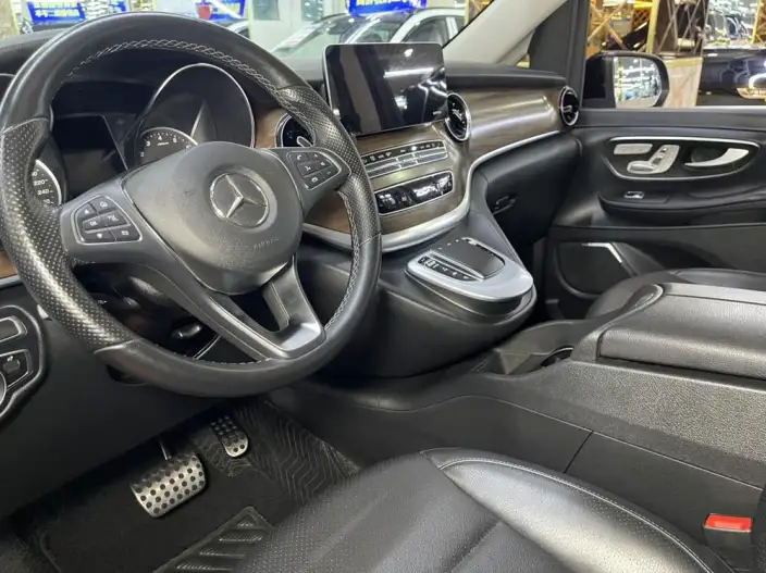 Mercedes-Benz V-Class 2021 Model V 260 L Long wheelbase Deluxe Edition – фото 8