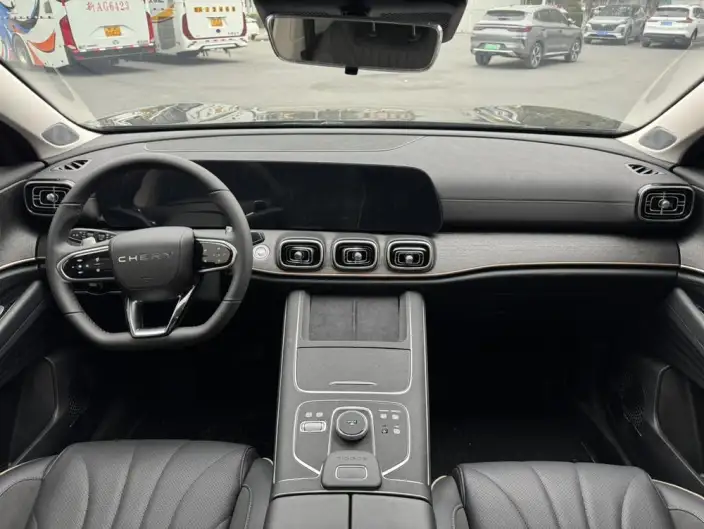 Chery Tiggo 9 2023 Model 2.0T DCT 2WD Leading version 5 seat – фото 10