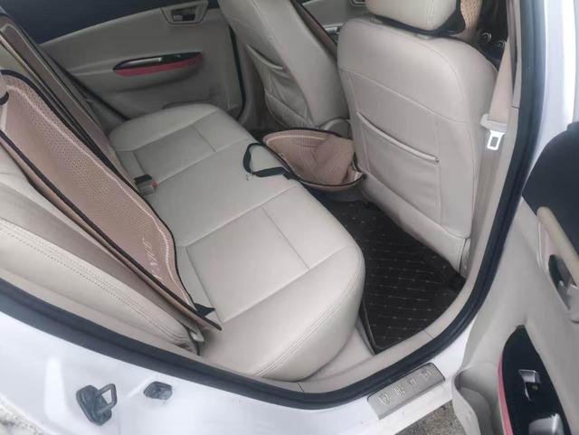 Yuexiang V5 2012 модификация 1.5L Manual Sport Sport National IV – фото 6