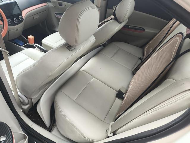 Yuexiang V5 2012 модификация 1.5L Manual Sport Sport National IV – фото 7