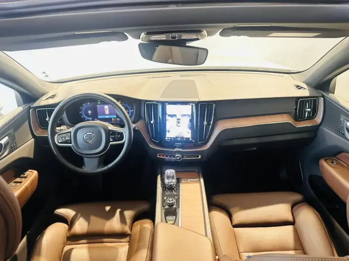 Volvo XC60 PHEV 2024 Model T8 4WD Long Battery Life Pro Smart Range Deluxe Edition – фото 7