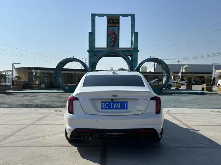 Cadillac CT5 2023 Model 28T Luxury Model Standard Edition – фото 5