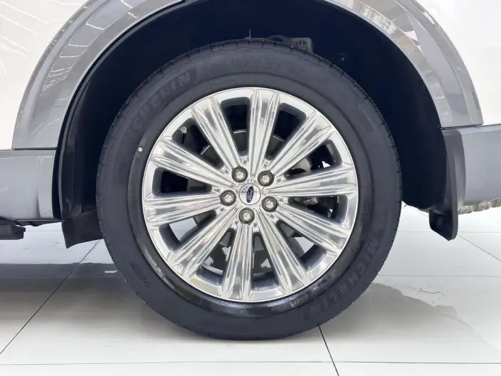 Ford Explorer 2020 Model EcoBoost 285 4WD Titan Jin Edition 7 seat – фото 9