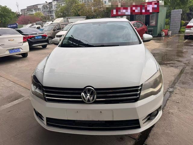 Volkswagen Bora 2015 Value 1.6L Automatic Comfort – фото 2