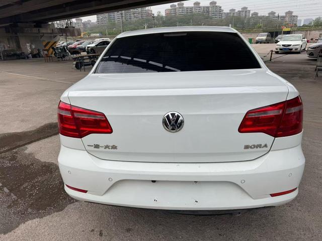 Volkswagen Bora 2015 Value 1.6L Automatic Comfort – фото 8