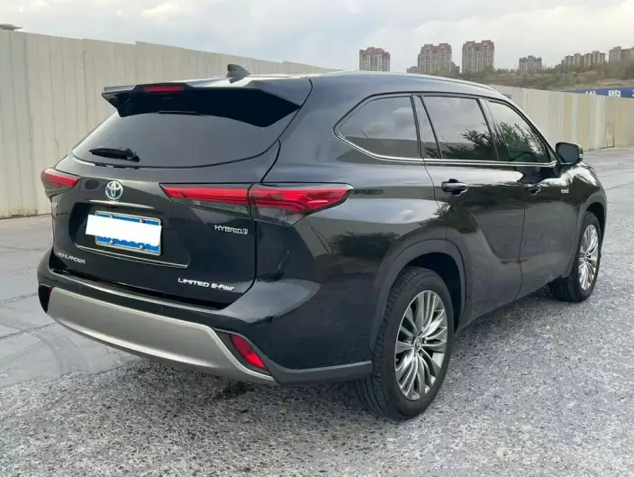 Toyota Highlander 2023 Model Hybrid 2.5L 4WD Supreme Edition 7 seat – фото 6